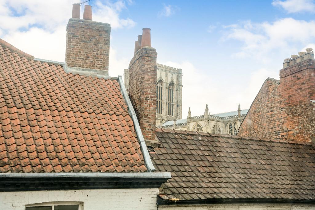 Minster'S Keep- Stylish Apartment Near York Minster Exterior photo